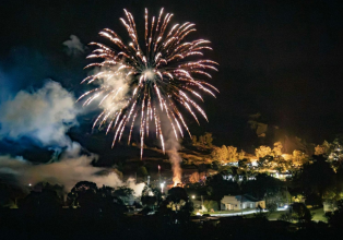 Fireworks Wyangala 314 x 220